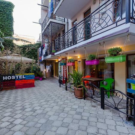 Batumi Surf Hostel Exterior foto